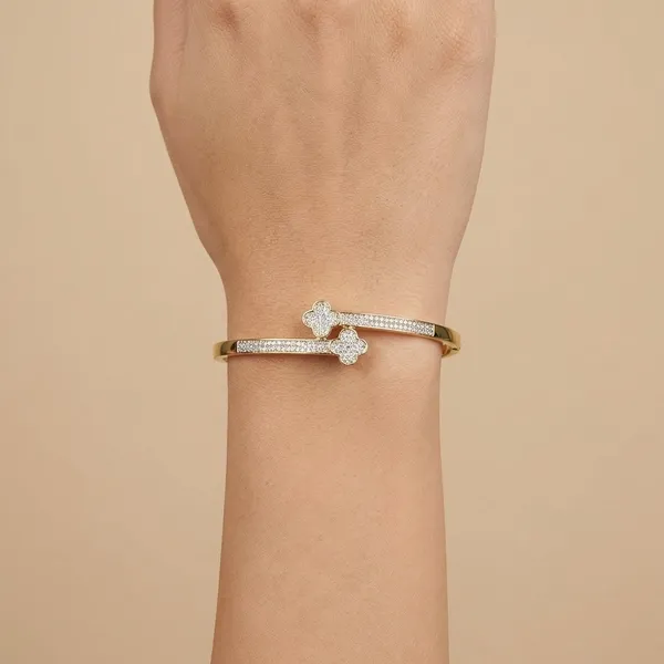 Golden_Twin_Bloom_Bracelet_For_Women