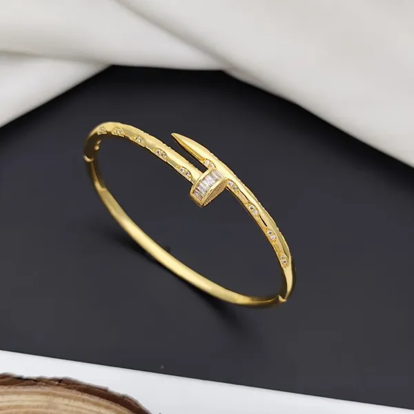 Golden_Slim_Crystal_Bracelet_For_Women