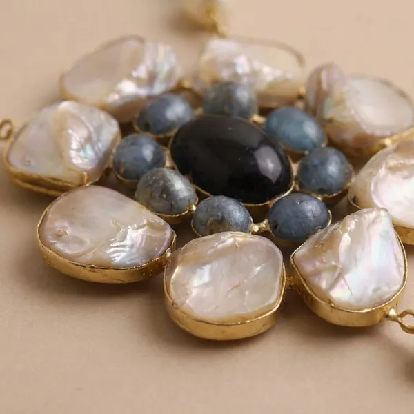 Golden_Noor_Navy_Blue_Agate_Pearl_Statement_Necklace_Set_For_Women