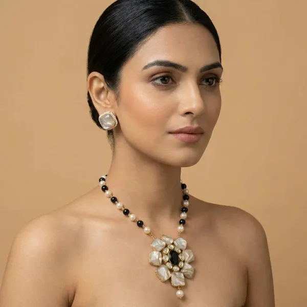 Golden_Noor_Black_Crystal_Statement_Necklace_Set_For_Women