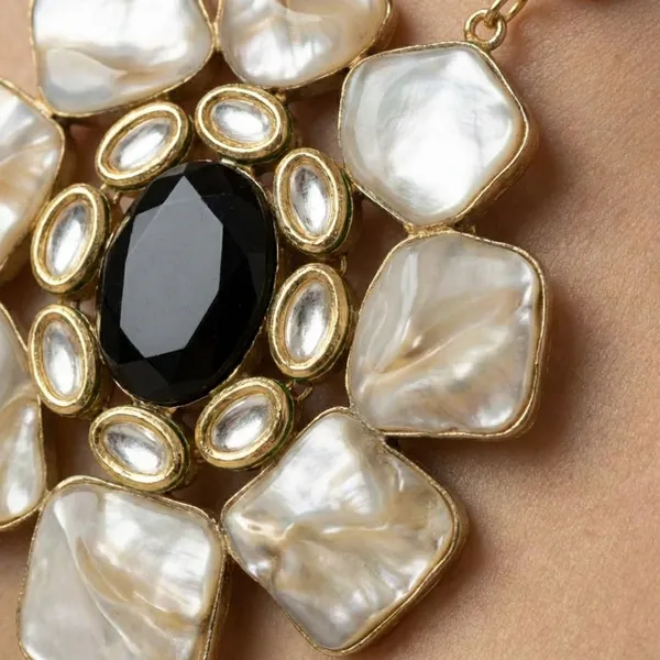 Golden_Noor_Black_Crystal_Statement_Necklace_Set_For_Women
