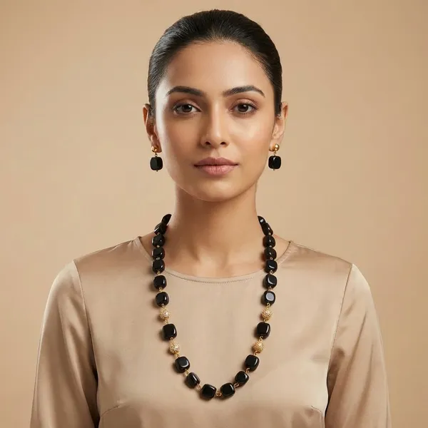 Golden_Onyx_Agate_&_Ad_Ball_Necklace_Set_For_Women