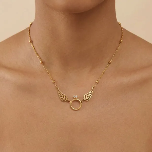 Golden_Wings_Grace_Chain_Pendant_For_Women