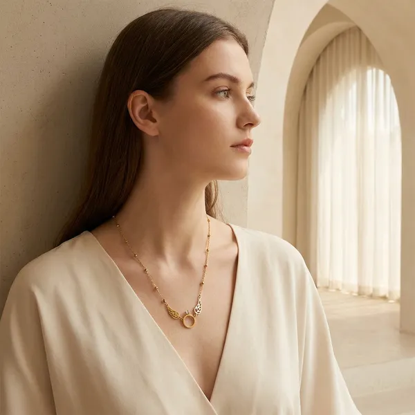 Golden_Wings_Grace_Chain_Pendant_For_Women