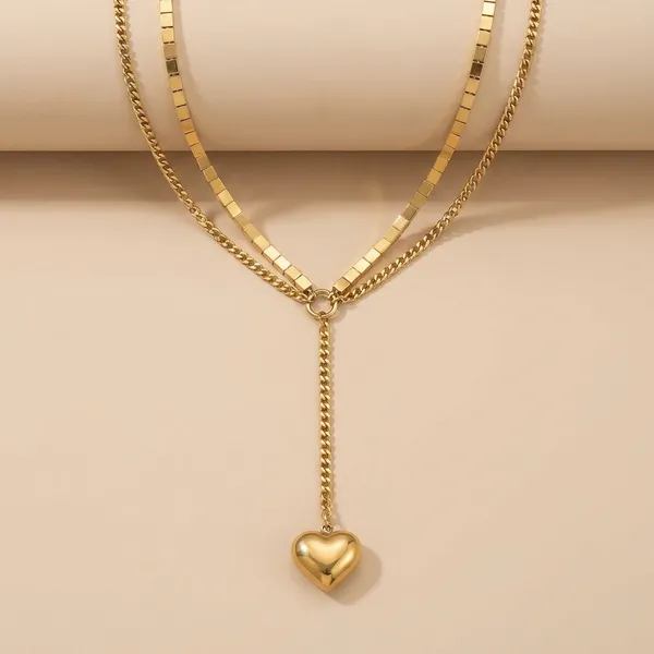 Golden_Golden_Heart_Chain_Pendant_For_Women