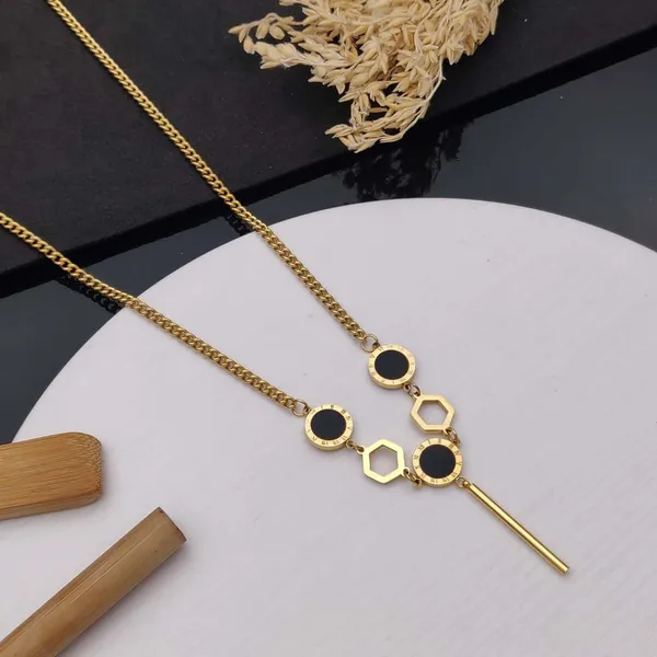 Golden_Eclipse_Bar_Necklace_For_Women