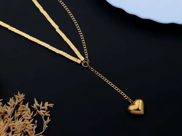 Golden_Golden_Heart_Chain_Pendant_For_Women