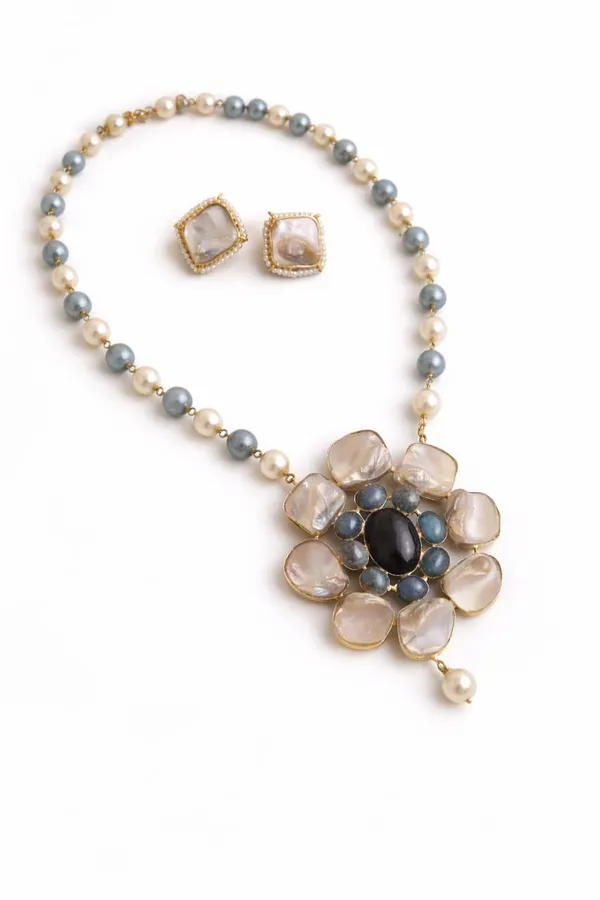 Golden_Noor_Navy_Blue_Agate_Pearl_Statement_Necklace_Set_For_Women