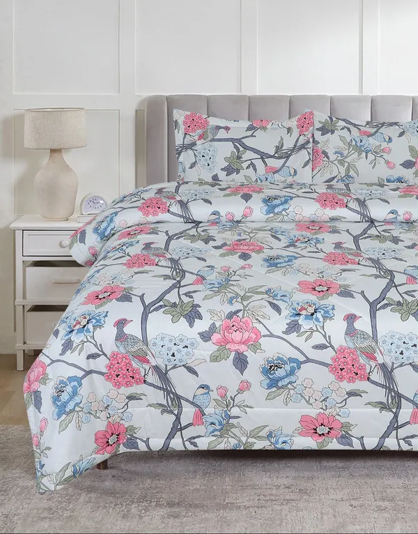 White,_pink_&_blue_Pure_Cotton_Double_Bedsheets_With_2_Pillow_Covers