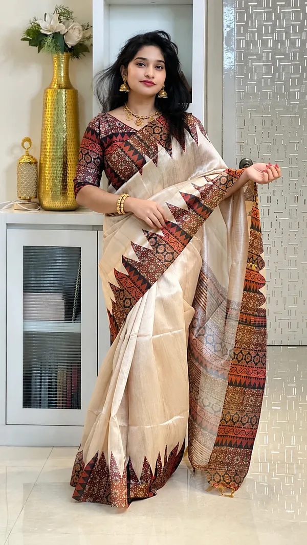 Orange_Tussar_Silk_Digital_Print_Saree_For_Women