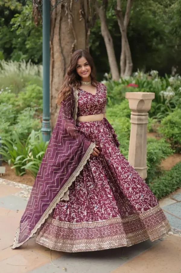 JEQUARD_Lehenga--Crafted_On_Delicate_Viscose_Dayble_Jequard_FabriC_