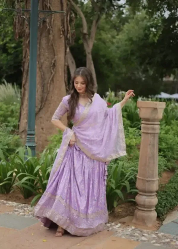 Jequard_Lehenga--Crafted_On_Delicate_Viscose_Dayble_Jequard_Fabric_LEHENGA_CHOLI_
