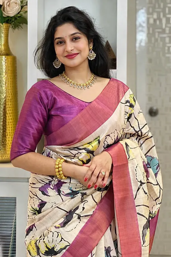 Cream_Tussar_Silk_Digital_Print_Saree_For_Women