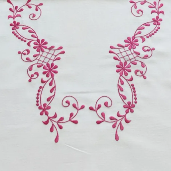 4_Seater_White_Cotton_Embroidered_Diamond_Table_Cloth