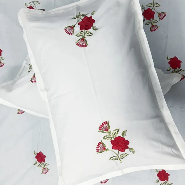 Pack_Of_1_White_Cotton_Embroidered_Laal_Gulaab_Bedsheet_Double_Bed