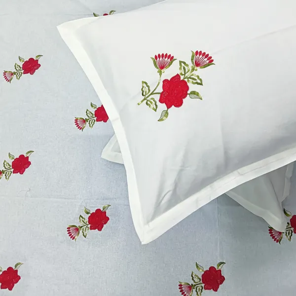 Pack_Of_1_White_Cotton_Embroidered_Laal_Gulaab_Bedsheet_Double_Bed