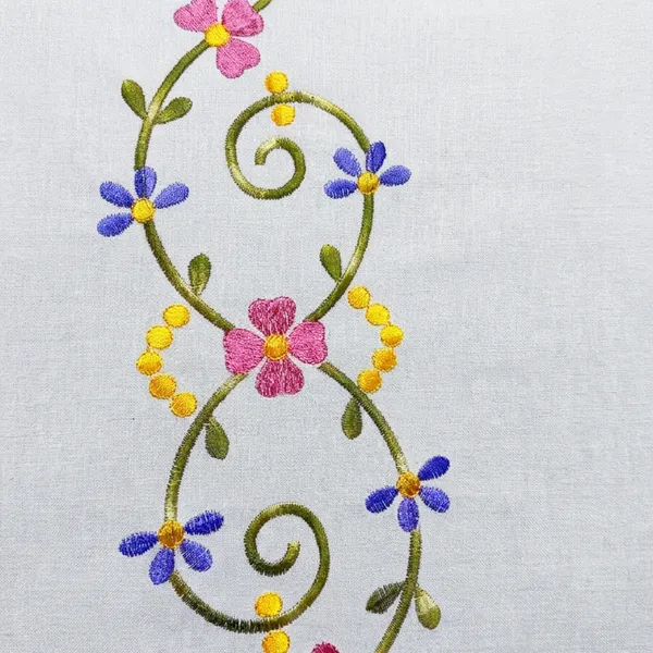 6_Seater_White_Cotton_Embroidered_Pink_Scarlet_Table_Cloth