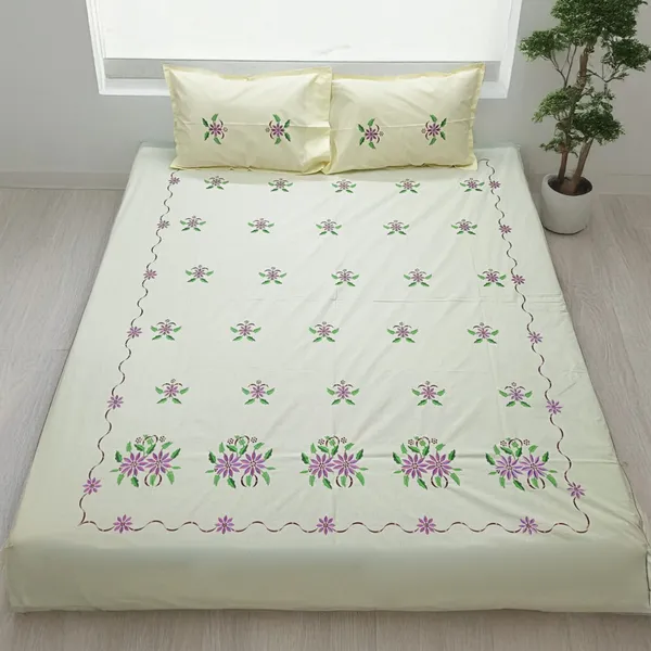 Pack_Of_1_Cream_Cotton_Embroidered_Nazaakat_Bedsheet_Double_Bed