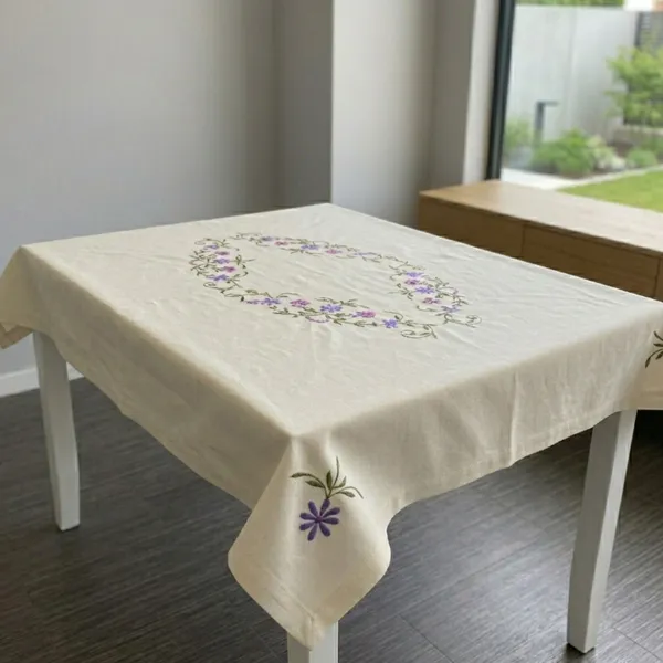 4_Seater_Cream_Cotton_Embroidered_Sunehri_Table_Cloth