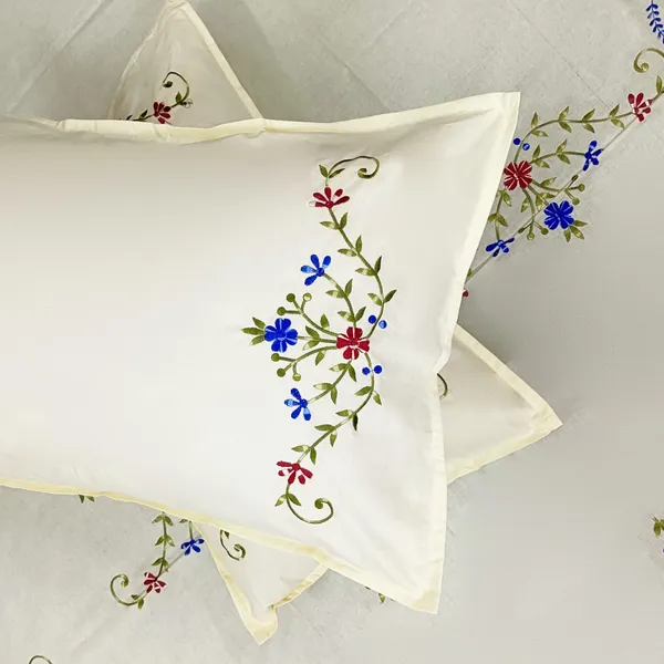 Pack_Of_1_Cream_Cotton_Embroidered_Sukoon_Bedsheet_Double_Bed
