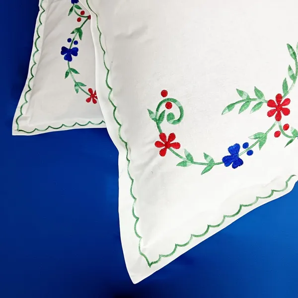 Green_Scarlet_White_Cotton_Embroidered_Pillow_Cover
