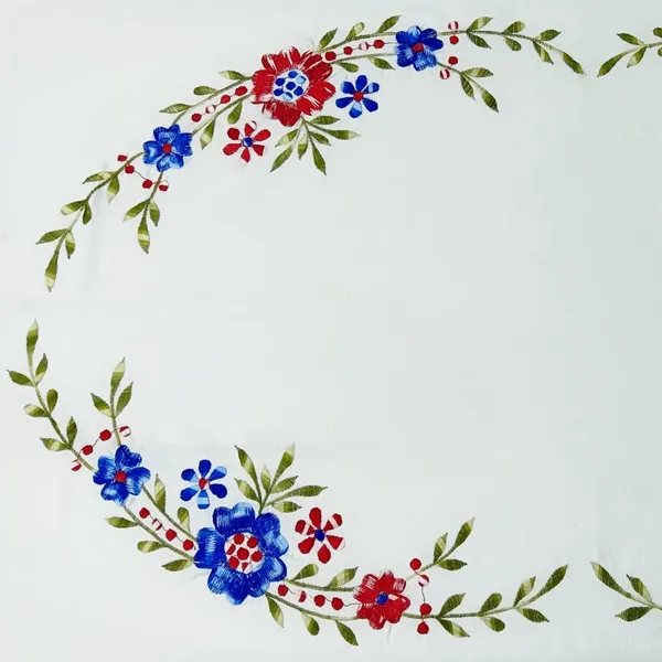 4_Seater_White_Cotton_Embroidered_Gehna_Table_Cloth