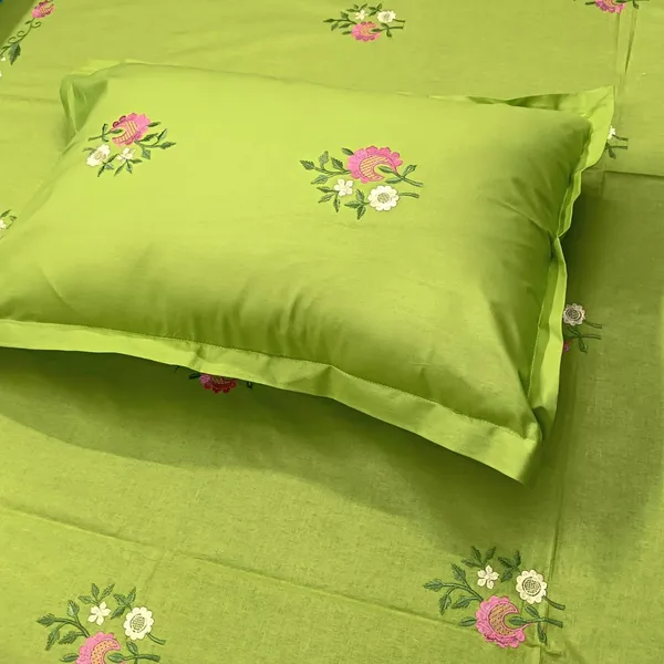 Pack_Of_1_Green_Cotton_Embroidered_Gulzaar_Bedsheet_Double_Bed