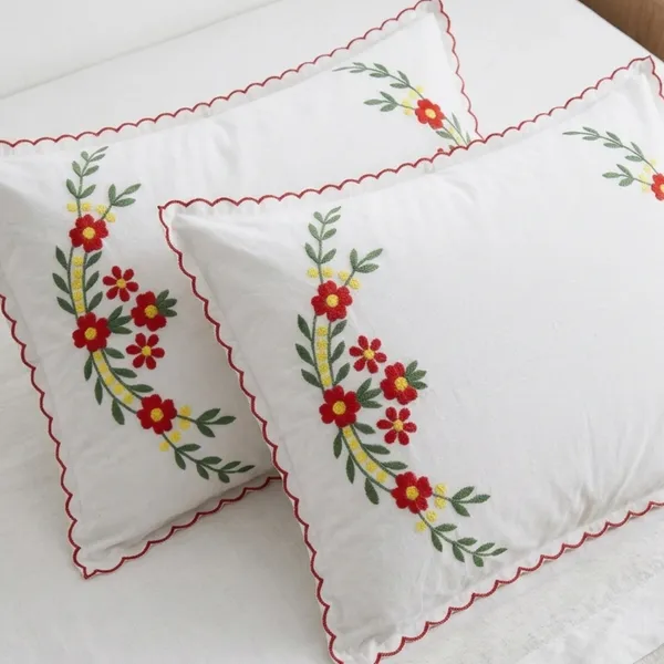 Red_Scarlet_White_Cotton_Embroidered_Pillow_Cover