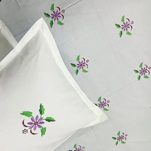 Pack_Of_1_White_Cotton_Embroidered_Nazaakat_Bedsheet_Double_Bed