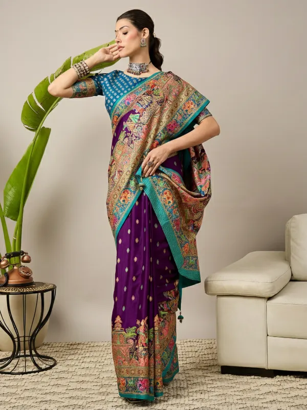 Dola_Silk_Saree_with_Intricate_Jari_Work