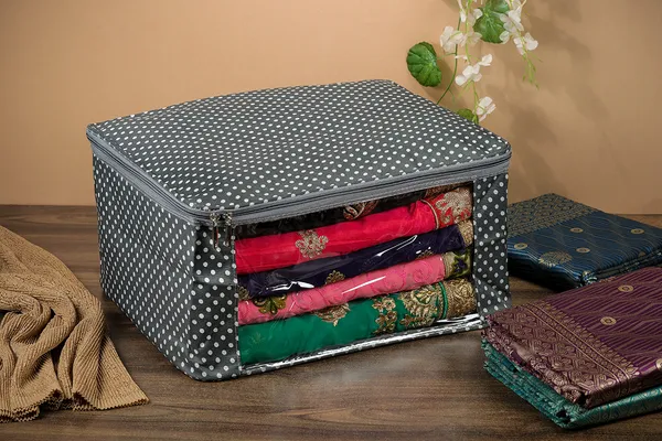 Multipurpose_Saree_Storage_Organizer_With_Transparent_Window_|_Laminated_Canvas_Printed_Fabric_Garment_Packing_Cover_|_Heavy_Zip_Storage_Bag_(Grey_Print)