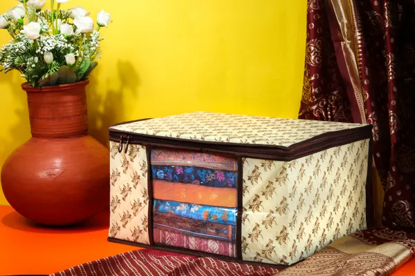 Premium_Printed_Clothes_Storage_Bag_With_Clear_Window_&_Zipper_|_Foldable_Wardrobe_Organizer_For_Saree,_Blanket_&_Bedding_|_Saree_Cover_Storage_Box_For_Clothes_With_Premium_Quality_Non_Woven_Combo_Offer_Saree_Organizer_For_Wardrobe/Organizers_For_Clothes/Saree_Cover_|_Foldable_Premium_Print_Saree_Cover_Set_|_Foldable_Saree_Clothes_Storage_Bag_Wardrobe_(Pack_Of_3)