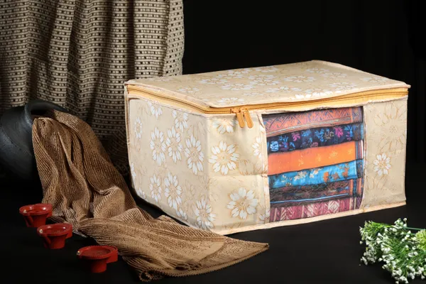 Multipurpose_Foldable_Saree_&_Clothes_Storage_Organizer_With_Front_Window_|_Floral_Print_Saree_Cover_Storage_Box_For_Clothes_With_Premium_Quality_Non_Woven_Combo_Offer_Saree_Organizer_For_Wardrobe/Organizers_For_Clothes/Saree_Cover_|_Floral_Print_Print_Saree_Cover_Set_|_Saree_Bags_Saree_Covers_For_Storage,_Wardrobe_Organiser_|_Foldable_Saree_Clothes_Storage_Bag_Wardrobe_(Pack_Of_6)