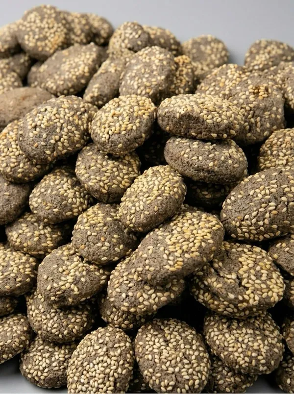 Raagi_White_Sesame_Cookies