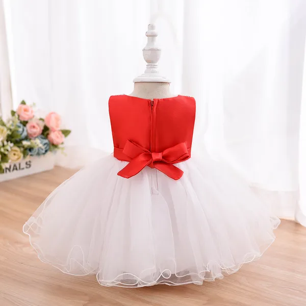 White_And_Red_Beautiful_Birthday_Party_Dress
