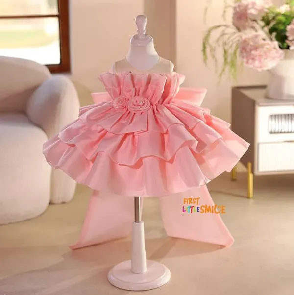 Pink_Fluffy_Birthday_Party_Dress_With_Trail