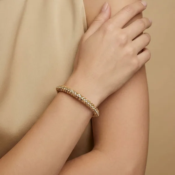 Elegant_Gold_Toned_Crystal_Studded_Anklet