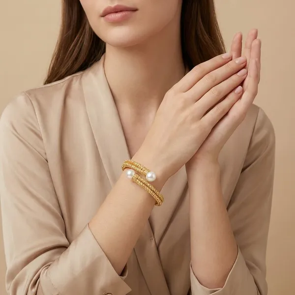 Handcrafted_Gold_Toned_Pearl_End_Mesh_Cuff_Bracelet