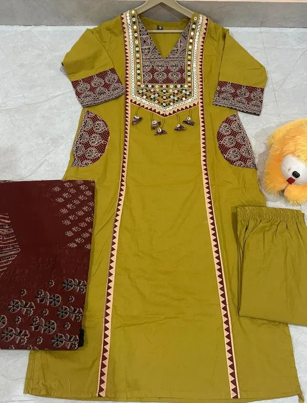 Yellow_Cotton_Ajrakh_Patchwork_Kurta_Set_For_Women