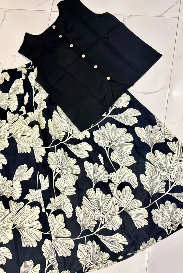 Black_Floral_Print_Sleeveless_Kurti_with_Flared_Palazzo