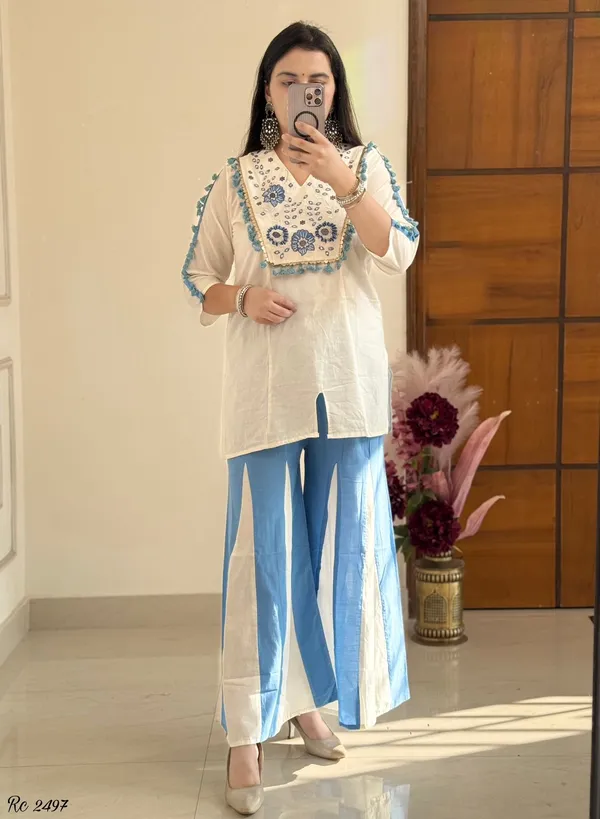 Blue_&_White_Floral_Embroidered_Kurta_and_Paneled_Palazzo_Set