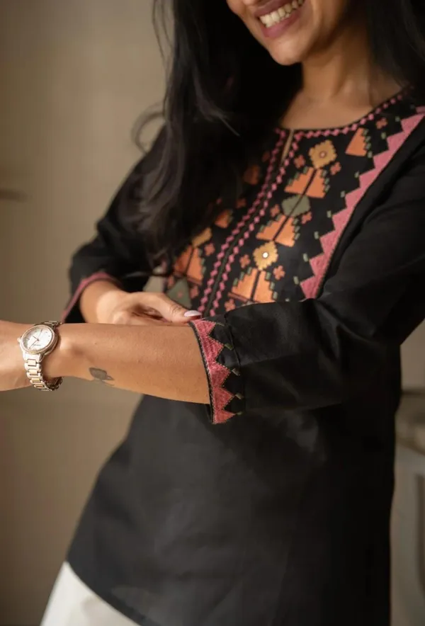 Elegant_Black_Cotton_Short_Kurta_with_Geometric_Yoke_Embroidery