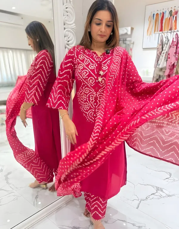 Gangori-Bandhej-Pink-Kurta-Set