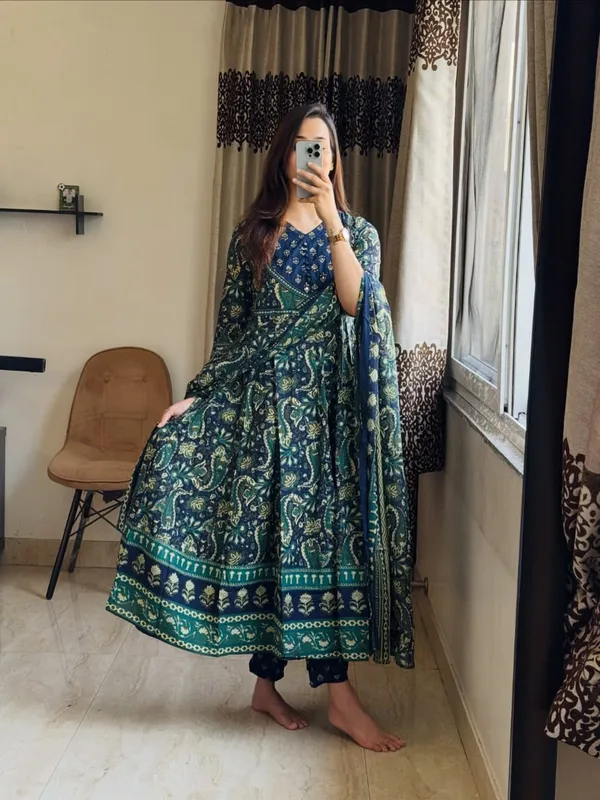 Kashish_Paisley_Print_Anarkali_Suit_Set_with_Dupatta