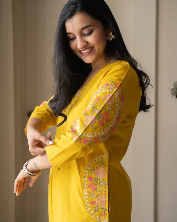 Mustard_Yellow_Printed_Kurta_Pant_Set