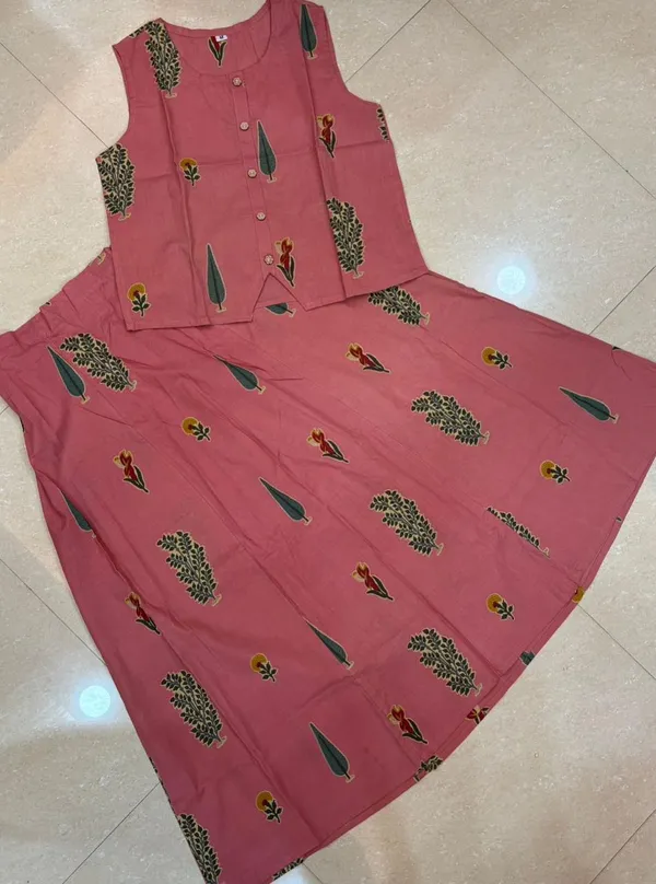Pink_ethnic_co-ord_set_with_front_buttons_and_flared_skirt