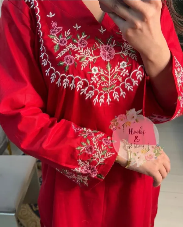 Red_Cotton_Floral_Embroidered_V_Neck_Kurta_And_Pant_Set_For_Women