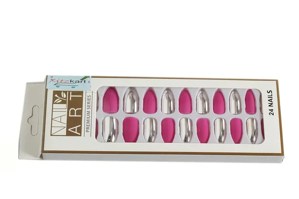Nail_Tips_with_Manicure_Set_Box