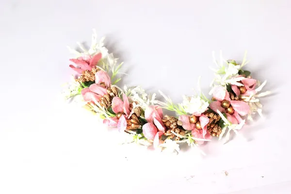 Artificial_Flower_Hair_Bun_Accessory