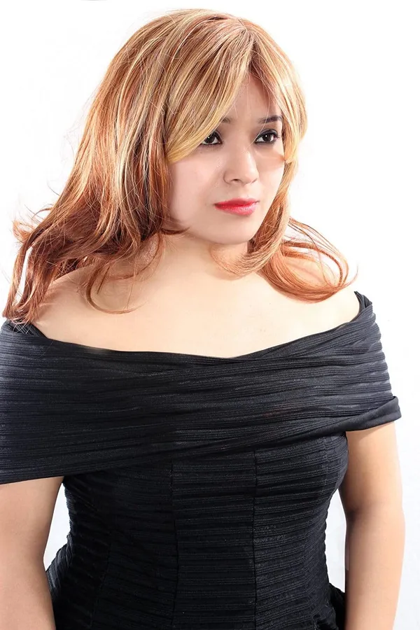 Long_Straight_Wig_with_Bangs_for_Women